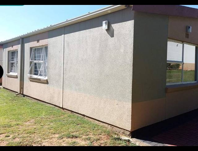 3 BEDROOM TOWNHOUSE FOR SALE IN RIDGEWAY